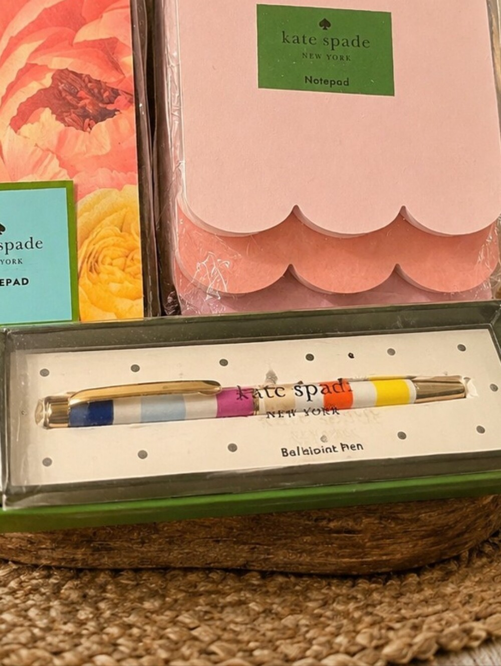 Kate Spade Stationary Bundle NWT - Picture 2 of 2